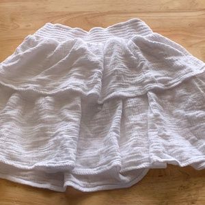 Francesca's white preppy tennis skirt